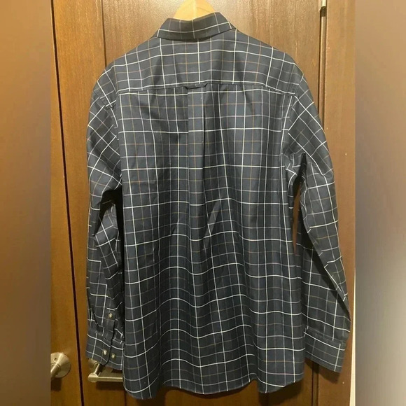 CABELA’s button down Size Large Tall - Picture 2 of 4